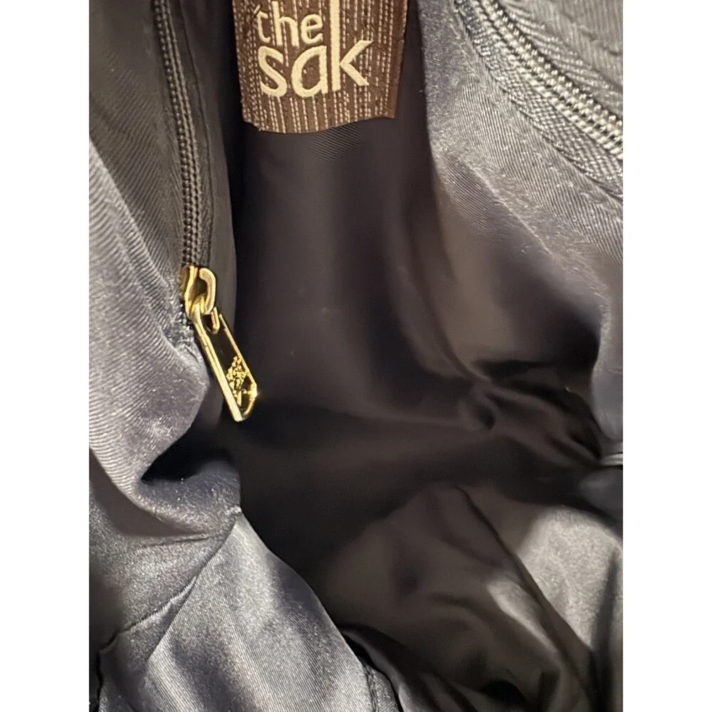 The Sak sak cambria